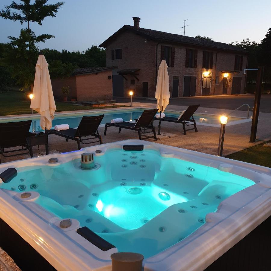 Casa delle Noci country house, pool&SPA Módena Exterior foto