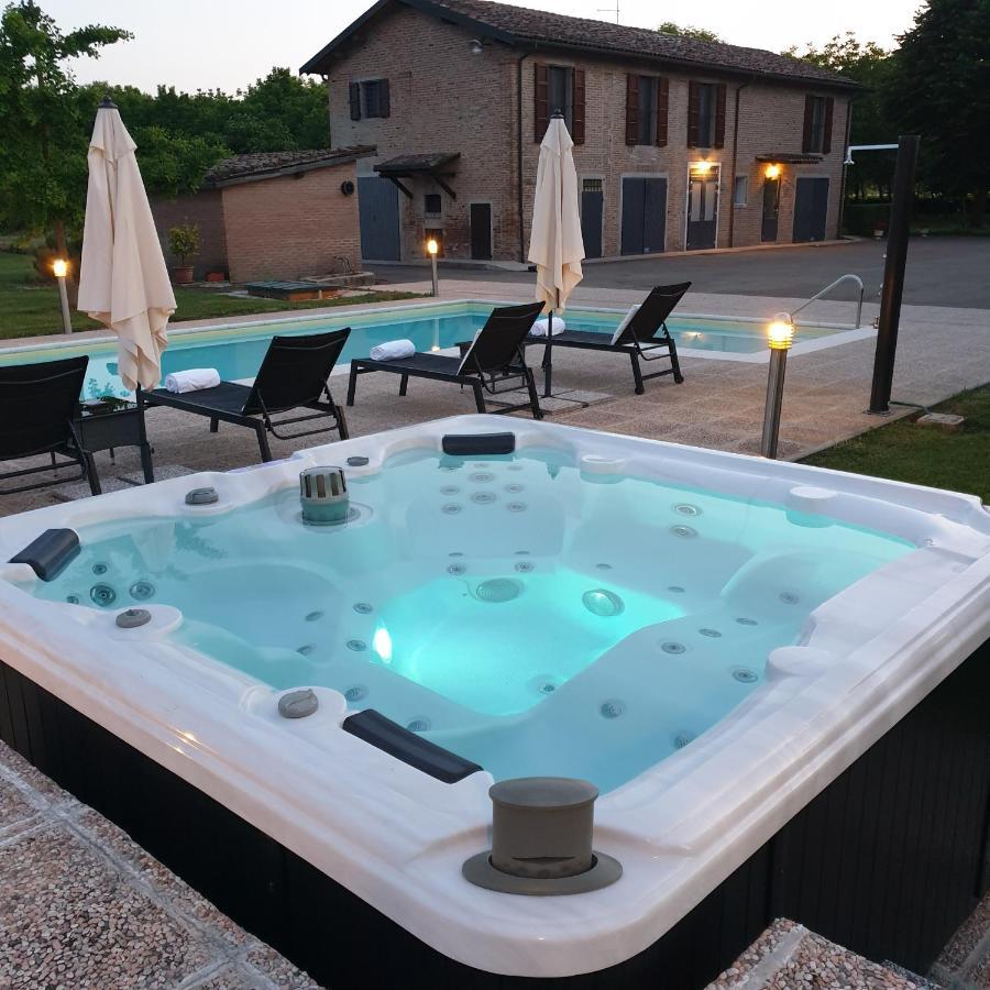 Casa delle Noci country house, pool&SPA Módena Exterior foto